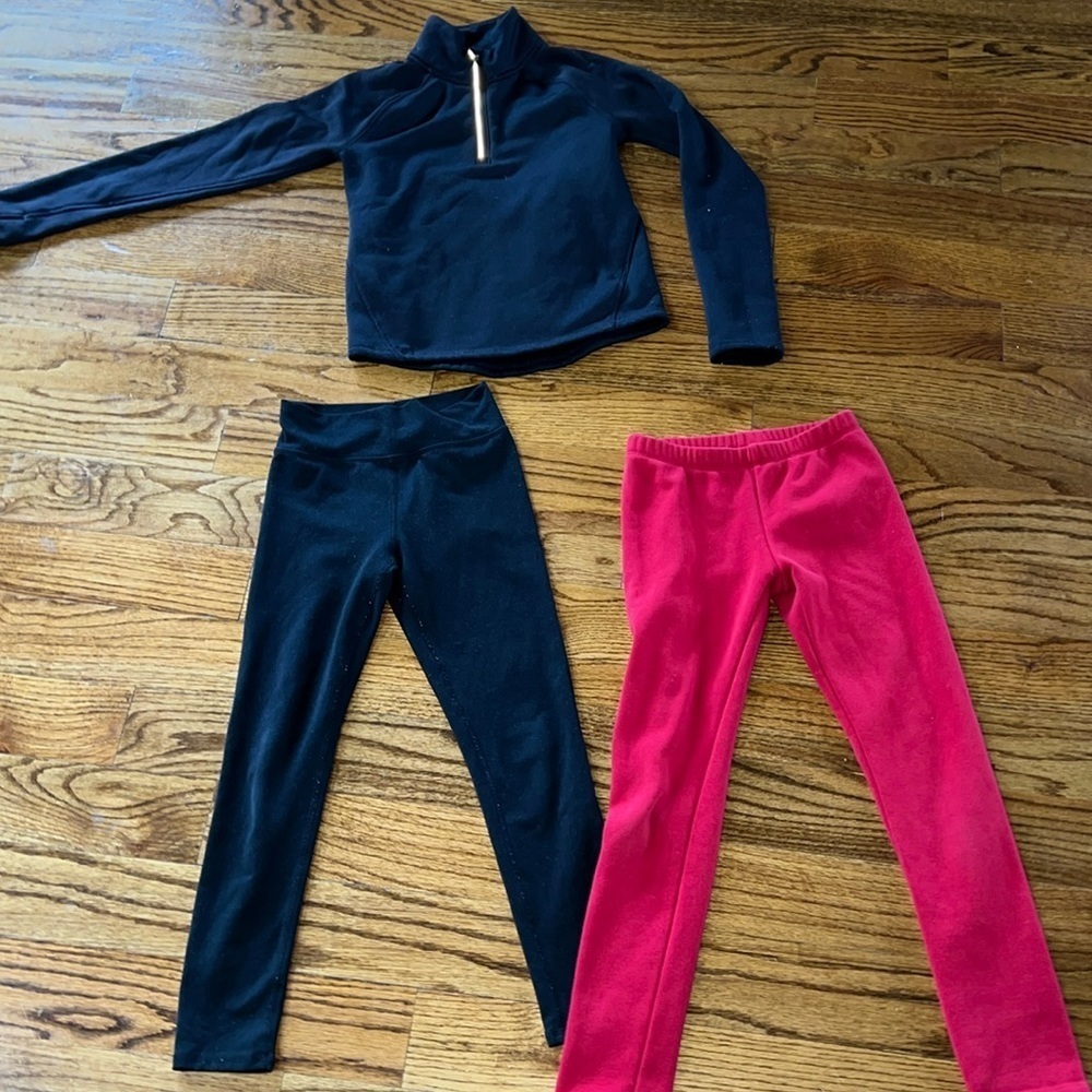 Girls 1/4 zip Old Navy top and Zella and Gymboree leggings size 7/8